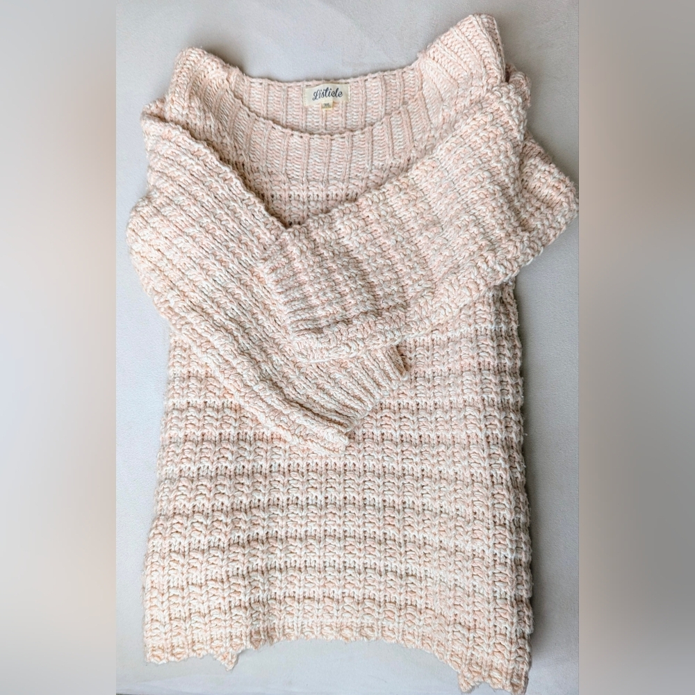 Oversized Beige & Pink Cotton Knit Pocketed Sweater by Listicle. Size M.